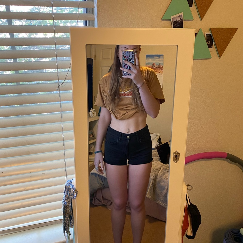 Black super stretch shorts